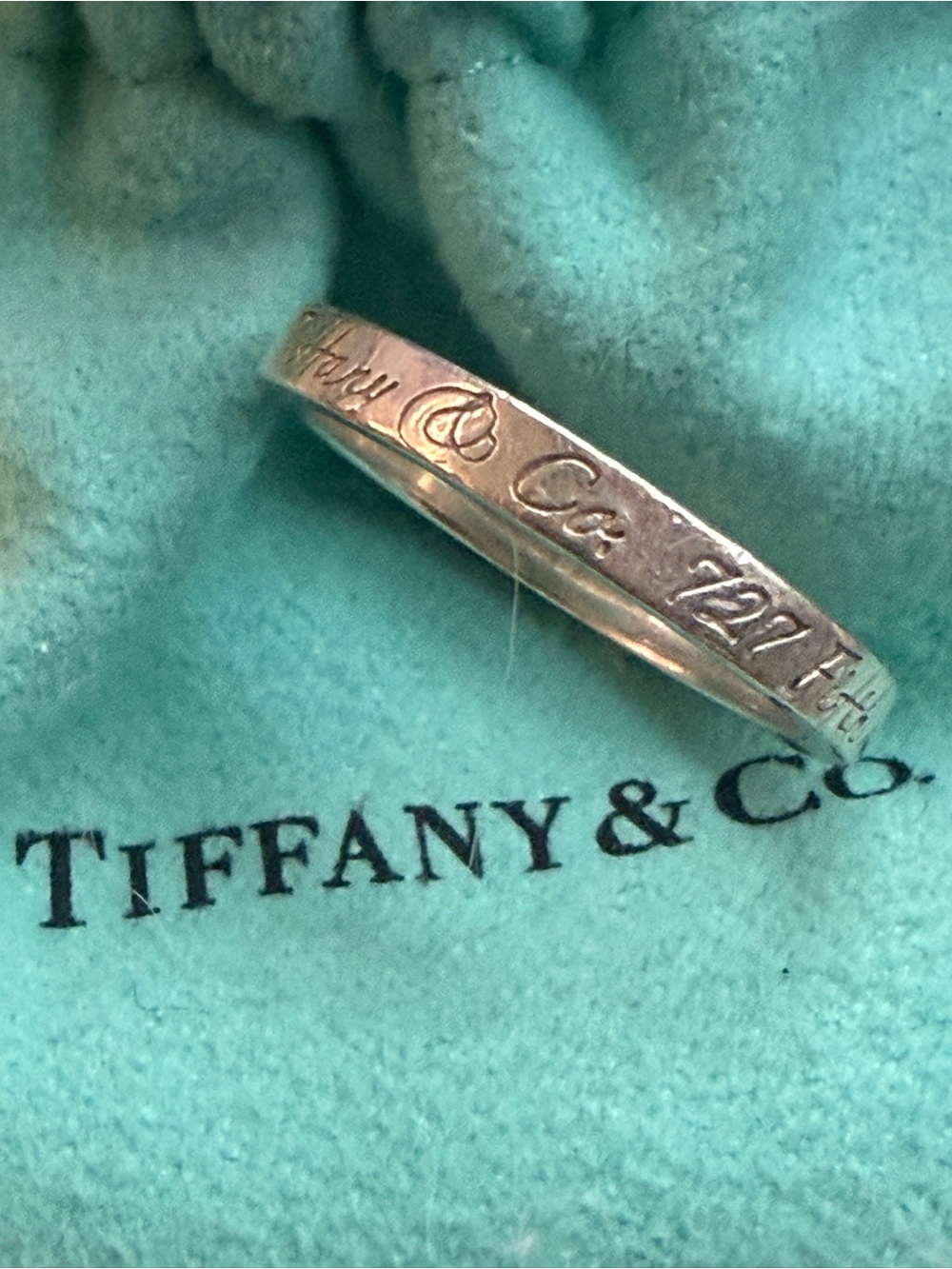 Tiffany & Co. Sterling ring Script Engraved Notes Band - Silver Sz 8